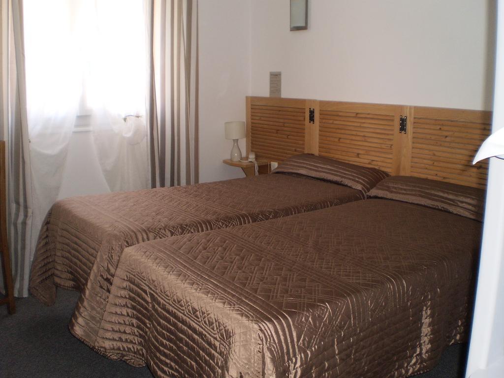 Hotel L Ander Saint-Flour  Rom bilde