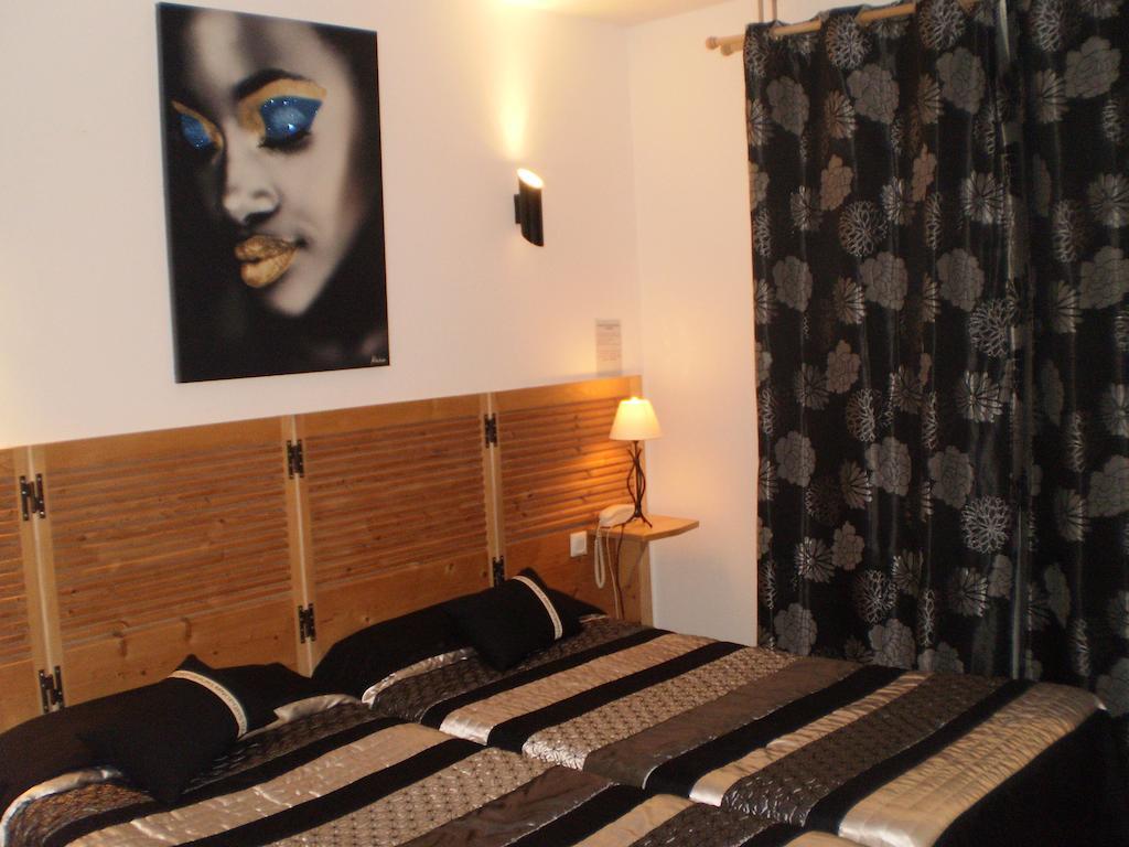 Hotel L Ander Saint-Flour  Rom bilde